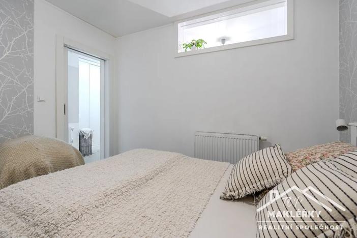 Prodej bytu 2+kk, Břežany II, 56 m2