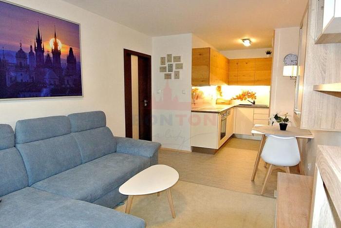 Pronájem bytu 2+kk, Praha - Háje, Janouchova, 43 m2