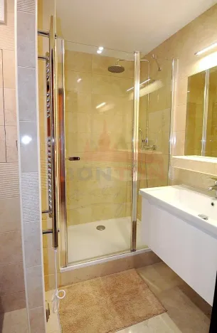 Pronájem bytu 2+kk, Praha - Háje, Janouchova, 43 m2