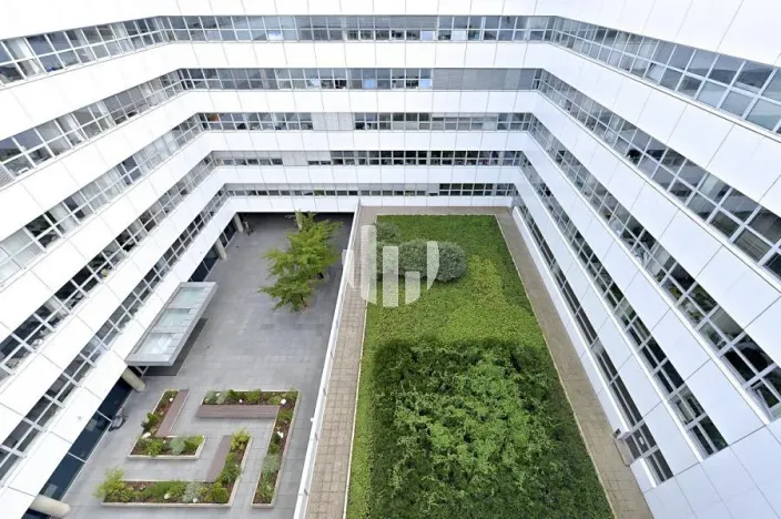 Pronájem kanceláře, Praha - Smíchov, Radlická, 208 m2