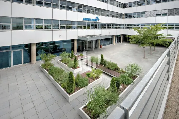 Pronájem kanceláře, Praha - Smíchov, Radlická, 208 m2