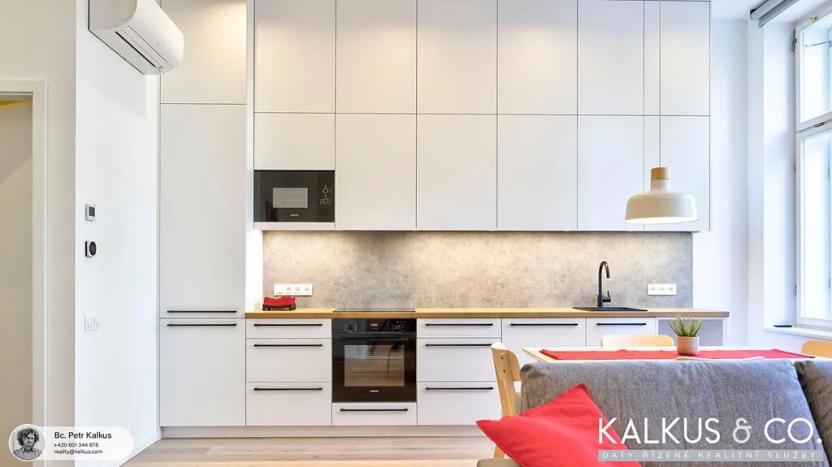 Pronájem bytu 2+kk, Hradec Králové, Eliščino nábřeží, 44 m2