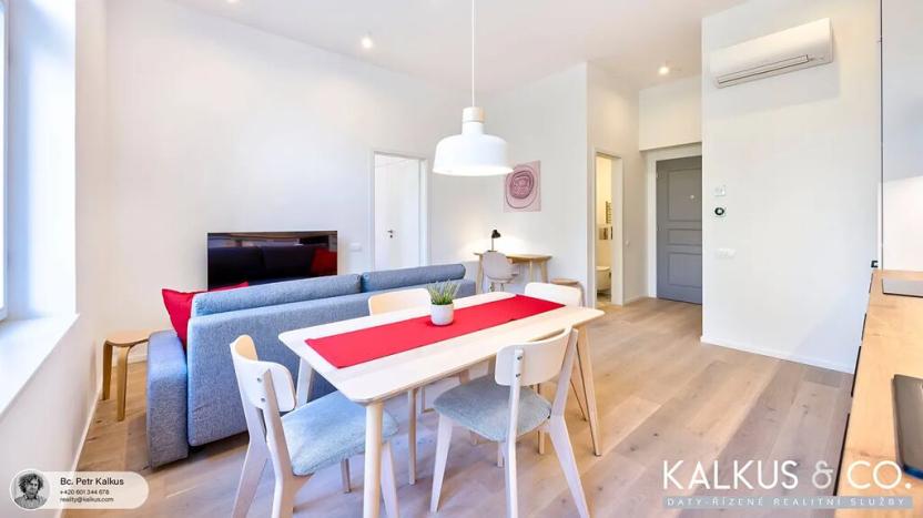 Pronájem bytu 2+kk, Hradec Králové, Eliščino nábřeží, 44 m2