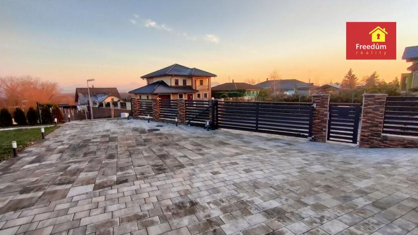 Prodej rodinného domu, Krupka, Na Výrovce, 200 m2