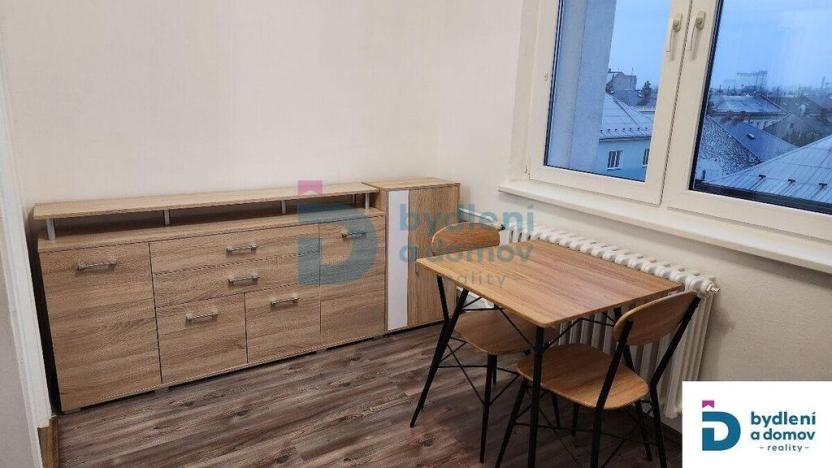 Pronájem bytu 1+1, Olomouc - Hodolany, Starého, 36 m2