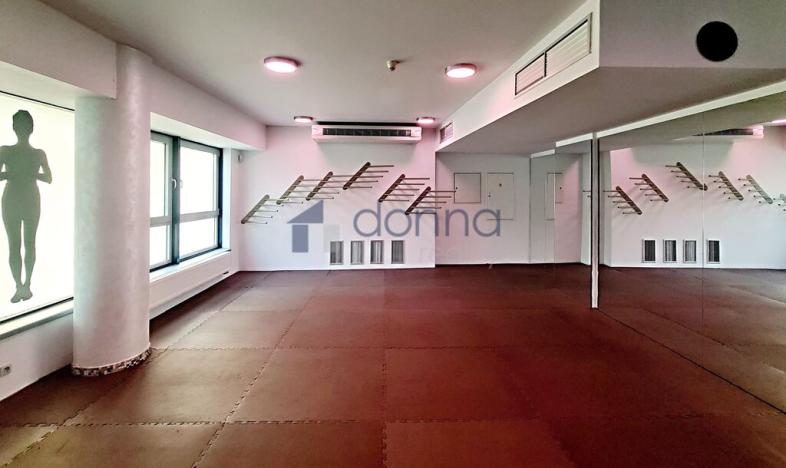 Pronájem obchodního prostoru, Praha, Chrudimská, 360 m2