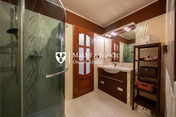 Prodej rodinného domu, Ivančice, Jana Schwarze, 178 m2