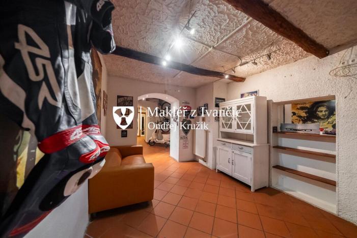 Prodej rodinného domu, Ivančice, Jana Schwarze, 178 m2