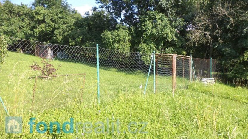 Prodej pozemku, Petrůvka, 1688 m2