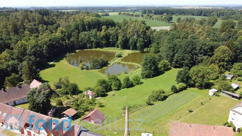 Prodej pole, Pluhův Žďár, 2921 m2