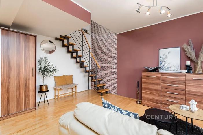 Pronájem atypického bytu, Praha - Záběhlice, Jabloňová, 50 m2