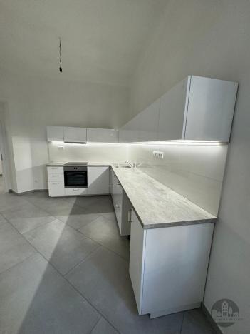 Pronájem bytu 2+1, Praha - Vršovice, Estonská, 77 m2