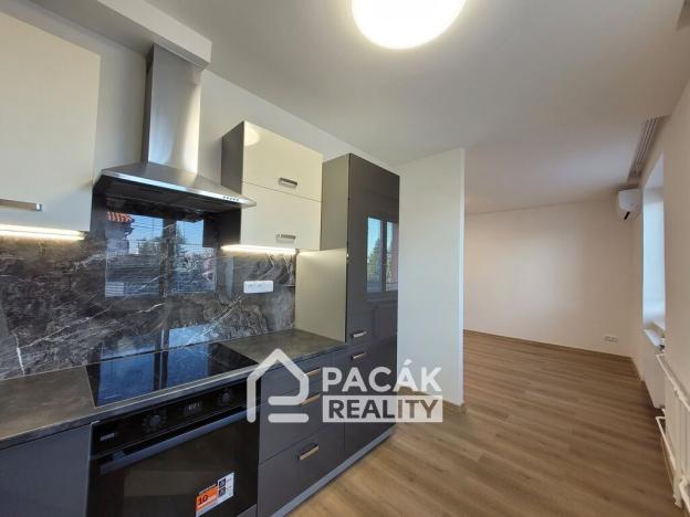 Pronájem bytu 3+1, Uničov, Nerudova, 64 m2