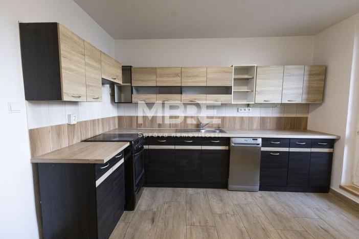 Pronájem bytu 2+1, Orlová - Lutyně, Okružní, 65 m2