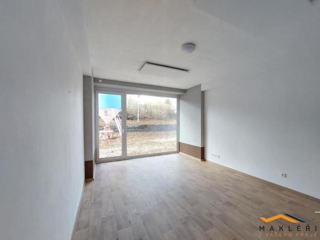 Pronájem bytu 1+kk, Třešť, Nádražní, 30 m2