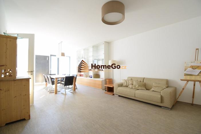 Pronájem kanceláře, Praha - Klánovice, Slavětínská, 49 m2