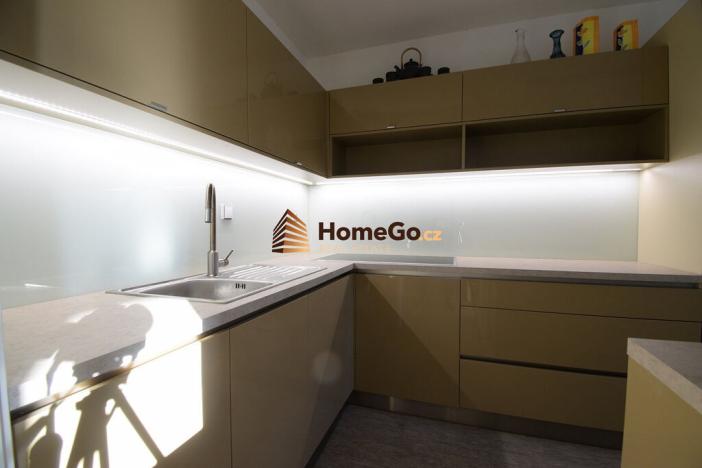 Pronájem kanceláře, Praha - Klánovice, Slavětínská, 49 m2