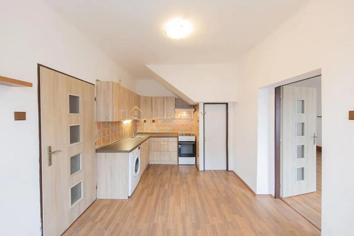 Pronájem bytu 2+1, Olomouc, Neředínská, 50 m2