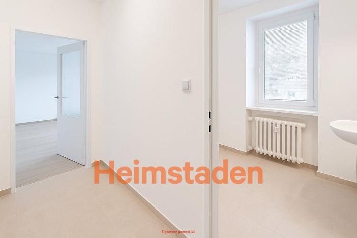 Pronájem bytu 1+kk, Havířov - Prostřední Suchá, Kapitána Jasioka, 29 m2