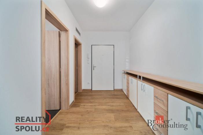 Pronájem bytu 2+kk, Chlumec nad Cidlinou - Chlumec nad Cidlinou IV, Komenského, 53 m2