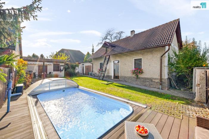 Prodej rodinného domu, Cerhenice, Školská, 306 m2