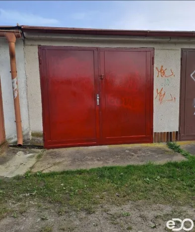 Prodej garáže, Hradec Králové, Čajkovského, 17 m2