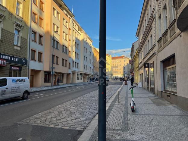 Prodej bytu 1+1, Praha - Žižkov, Husitská, 30 m2