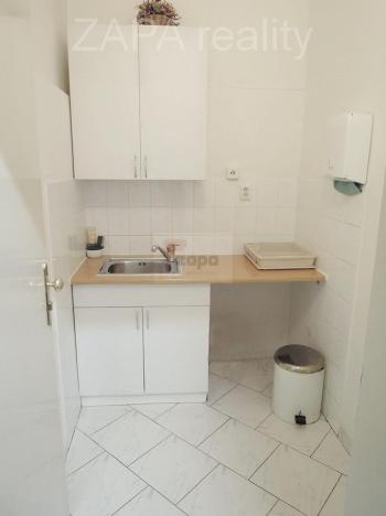 Pronájem kanceláře, Praha - Nové Město, Národní, 14 m2