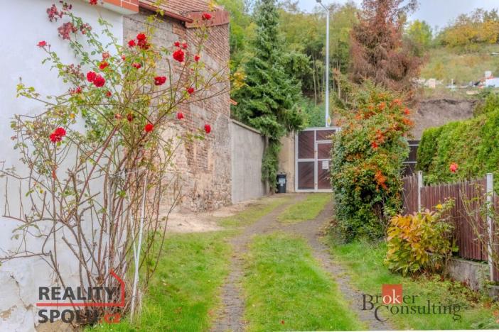 Prodej rodinného domu, Praha - Řeporyje, K Třebonicům, 240 m2