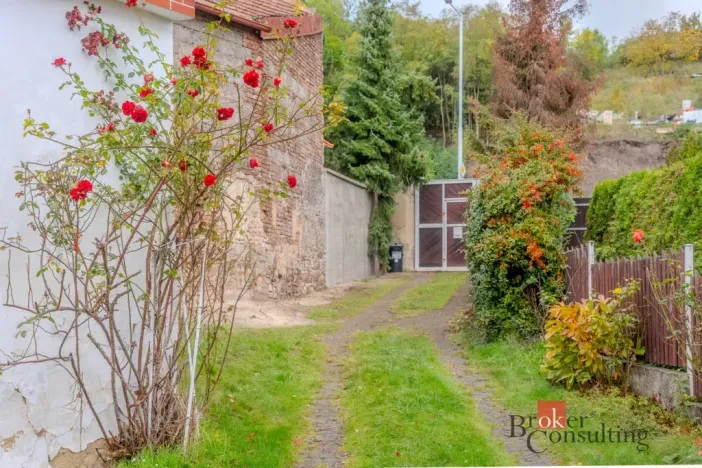 Prodej rodinného domu, Praha - Řeporyje, K Třebonicům, 240 m2