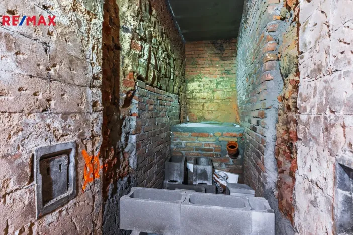 Pronájem obchodního prostoru, Praha - Žižkov, Seifertova, 110 m2