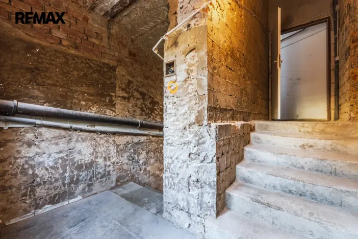 Pronájem obchodního prostoru, Praha - Žižkov, Seifertova, 110 m2