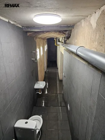 Pronájem obchodního prostoru, Praha - Žižkov, Seifertova, 110 m2