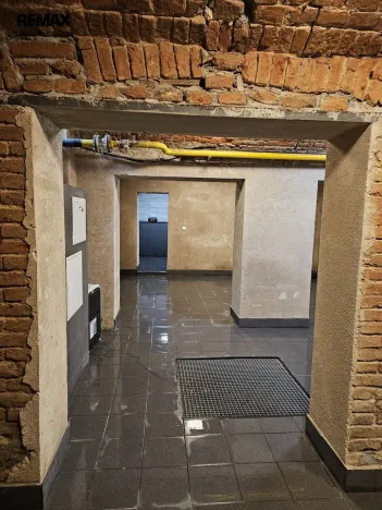 Pronájem obchodního prostoru, Praha - Žižkov, Seifertova, 110 m2