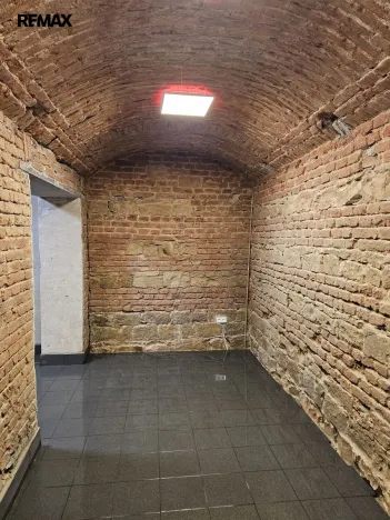 Pronájem obchodního prostoru, Praha - Žižkov, Seifertova, 110 m2