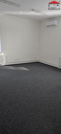 Pronájem kanceláře, Frýdek-Místek - Místek, Pionýrů, 24 m2