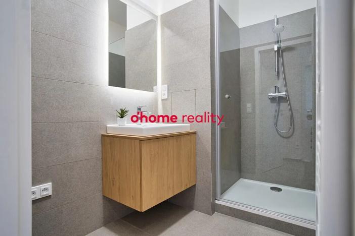 Pronájem bytu 2+1, Olomouc, Zeyerova, 63 m2