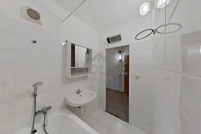 Prodej bytu 2+1, Praha - Řepy, Laudova, 42 m2