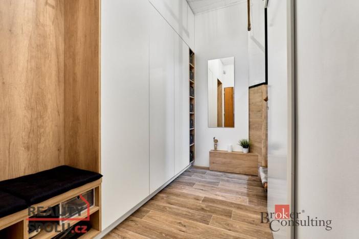 Prodej bytu 2+1, Dalovice - Všeborovice, Dolní, 62 m2