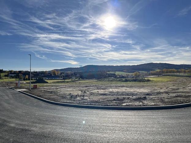 Prodej pozemku pro bydlení, Lipí, 903 m2