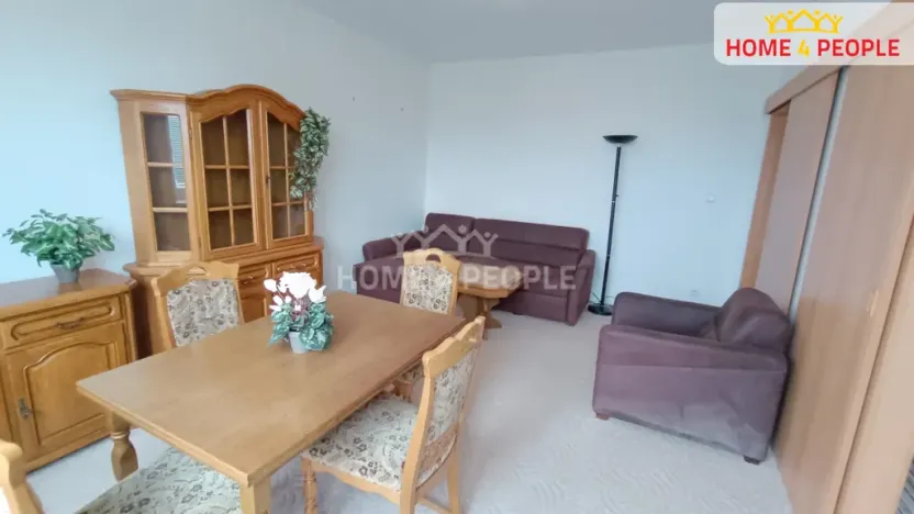 Pronájem bytu 2+1, Židlochovice, náměstí Míru, 51 m2