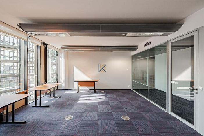 Pronájem kanceláře, Praha - Karlín, Karolinská, 2586 m2