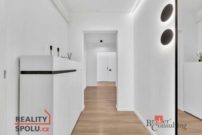 Prodej bytu 4+kk, Praha - Černý Most, Kpt. Stránského, 75 m2