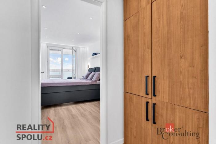 Prodej bytu 3+1, Praha - Černý Most, Kpt. Stránského, 75 m2