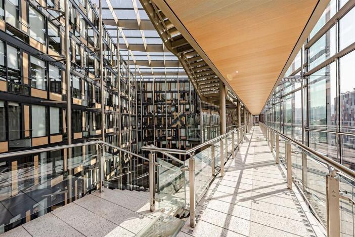 Pronájem kanceláře, Praha - Karlín, Karolinská, 2603 m2