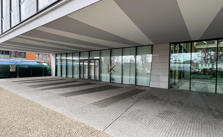 Pronájem obchodního prostoru, Praha - Karlín, Karolinská, 207 m2
