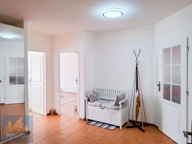 Pronájem bytu 4+kk, Praha - Vršovice, Kazašská, 91 m2