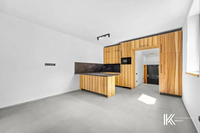 Prodej bytu 2+kk, Mladé Buky, 44 m2