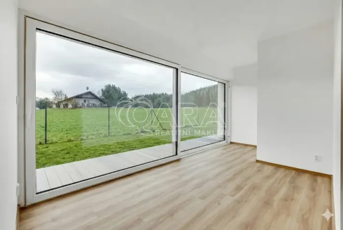 Prodej bytu 2+kk, Kunčice nad Labem, 79 m2