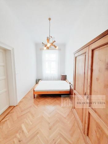 Pronájem bytu 2+1, Praha - Vinohrady, Koubkova, 65 m2